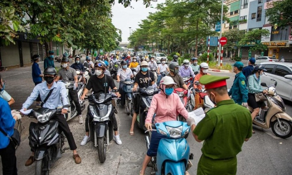 Chính thức công bố thủ tục cấp giấy đi đường vào vùng đỏ Hà Nội: Nhiều đối tượng giữ nguyên như trước