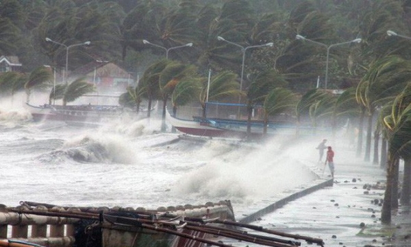 Cập nhật bão số 7: Quảng Ninh, Hải Phòng cấm biển, miền Bắc mưa to