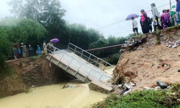 Tiết lộ bất ngờ về 2 cây cầu ca sĩ Thủy Tiên từ thiện ở Nghệ An