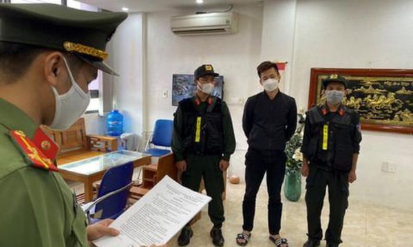 Phó Giám đốc Cảng HKQT Phú Bài bị khởi tố