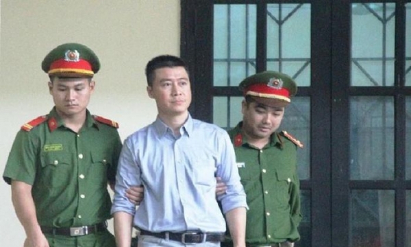 Phan Sào Nam ngồi tù trở lại