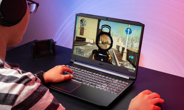 Laptop giảm giá mạnh dịp cận Tết