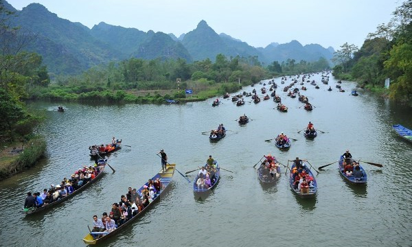 Chùa Hương xin phép mở cửa đón khách