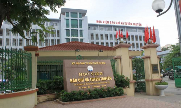 Nhiều trường đại học ở Hà Nội hoãn dạy trực tiếp vì COVID-19