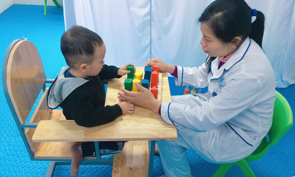 Công nghệ giải mã gen góp phần chuẩn đoán trẻ tự kỷ sớm