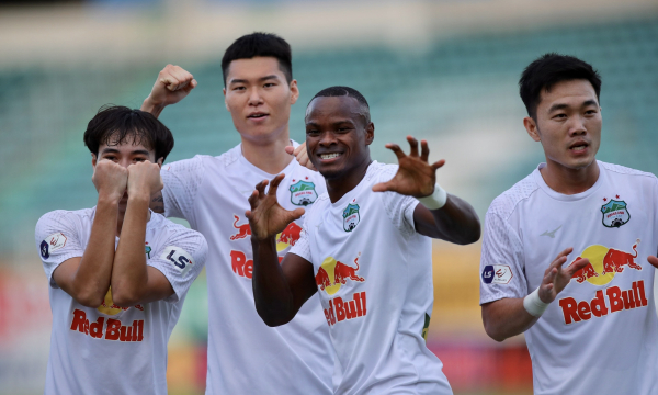 Việt Nam vượt Trung Quốc trên bảng AFC