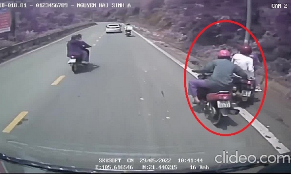 Clip người hùng giải cứu xe máy mất phanh khi đổ đèo ở Tam Đảo