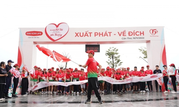 Tưng bừng giải chạy 'Dai-ichi Life - Cung Đường Yêu Thương 2022' tại Cần Thơ