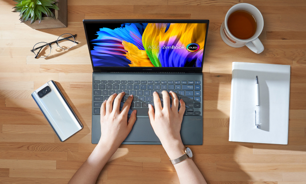 Bùng nổ xu hướng laptop màn hình OLED tại Việt Nam