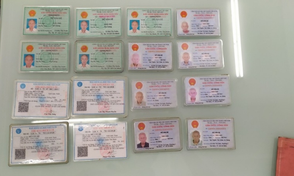 Sốc: Phát hiện cụ ông ăn xin ở TP HCM có 12 chứng minh thư, đều là thật