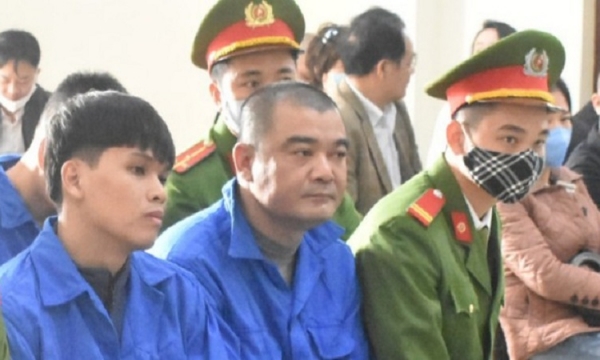 Xét xử bảo kê hỏa táng ở Nam Định: 25/26 bị hại không đến tòa