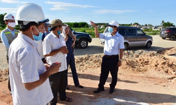 Thừa Thiên Huế yêu cầu đẩy nhanh tiến độ dự án cao tốc Cam Lộ - La Sơn trước mùa mưa bão