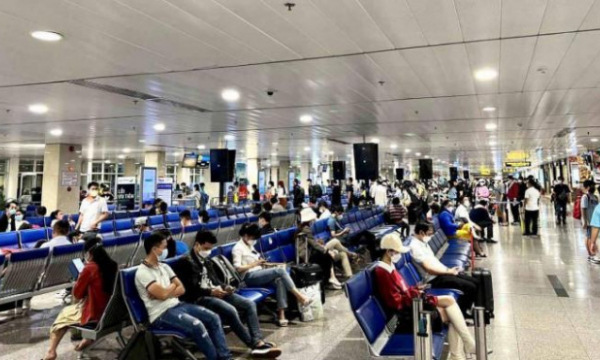 Sân bay Tân Sơn Nhất đón số khách kỷ lục từ đầu mùa cao điểm Tết đến nay