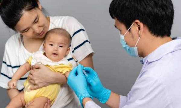 Hà Nội ban hành kế hoạch về việc triển khai tiêm vaccine bại liệt IPV mũi 2 cho trẻ dưới 1 tuổi