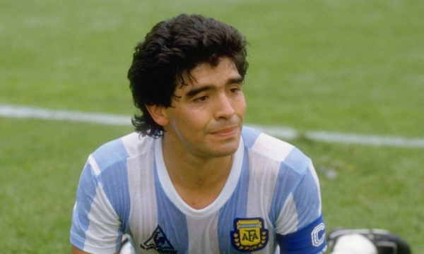 Huyền thoại Diego Maradona là ai? Maradona từng đoạt bao nhiêu danh hiệu?