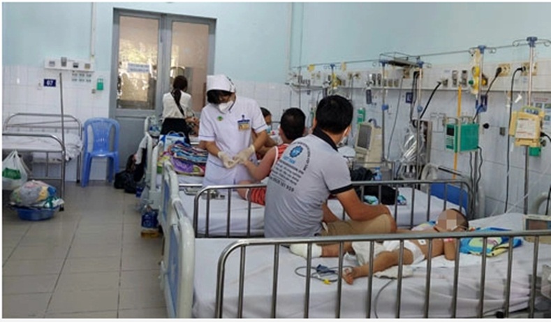 Hà Nội yêu cầu tăng cường chống dịch COVID-19, sốt xuất huyết, cúm A