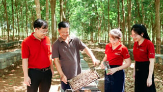 Agribank mở rộng dòng vốn qua Tổ vay vốn, tiếp sức “tam nông” phát triển