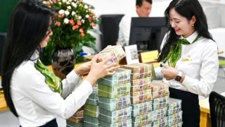 Dòng vốn ngân hàng đang chảy mạnh vào khu vực sản xuất
