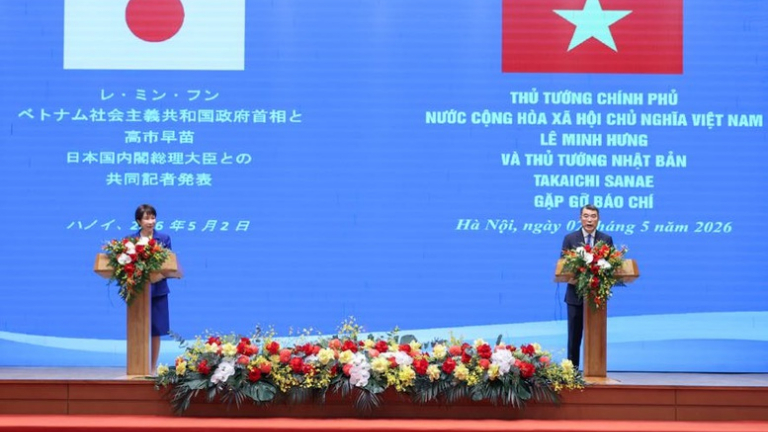 Thủ tướng Nhật Bản: 'Như rồng bay lên, Việt Nam đang phát triển với tốc độ hết sức ấn tượng'