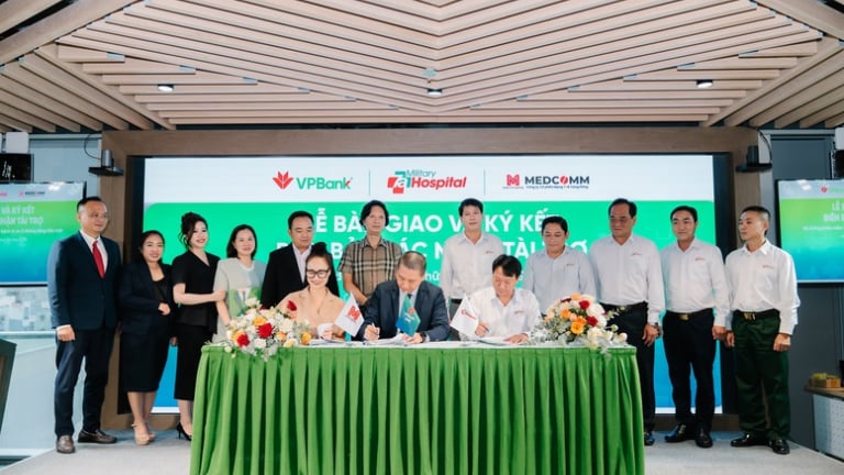 ‎VPBank đưa giải pháp y tế số, người dân giảm chờ đợi tại viện