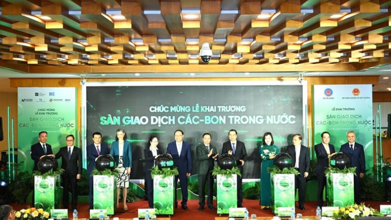 Sàn giao dịch các-bon Việt Nam vận hành, doanh nghiệp thêm công cụ giảm phát thải