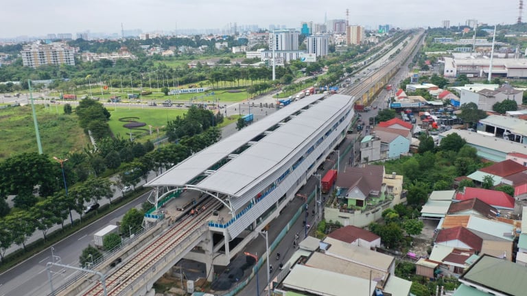 Khi tín dụng ngân hàng trở thành “nguồn vốn cứu cánh” hạ tầng
