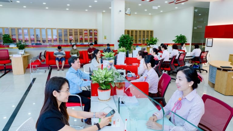 Fitch Ratings lần đầu xếp hạng HDBank với các mức đánh giá thuộc nhóm cao nhất