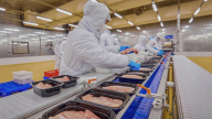 C.P bị tố bán 'thịt bẩn': Thế cạnh tranh các đại gia thực phẩm trên thị trường Việt