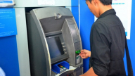 Ngân hàng muốn tăng phí ATM