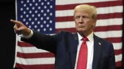 TT Trump tuyên bố: ‘Thiết lập lại hoàn toàn’ quan hệ thương mại Mỹ - Trung