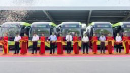 VinBus khai trương tuyến buýt điện 43 kết nối nội thành với Đông Anh 