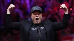 Giữa 'tâm chấn' đấu khẩu với TT Trump, Elon Musk vẫn huy động 10 tỷ USD