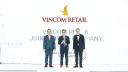 Vincom Retail lọt top 50 ‘Công ty niêm yết tốt nhất Việt Nam 2025’ và ‘Lãnh đạo Xanh’ châu Á