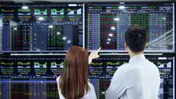VN-Index vượt đỉnh: Nhịp điều chỉnh sẽ diễn ra trong nửa cuối tháng 7