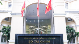 Vụ trưởng thuộc Bộ Tài chính bị ngã, tử vong tại cơ quan