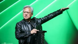 'Vua' công nghệ mới Jensen Huang vượt mặt Elon Musk và Tim Cook