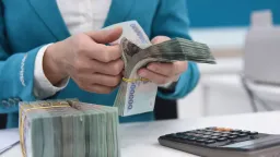 Bỏ room tín dụng: Cạnh tranh miếng bánh thị phần bằng giảm lãi suất
