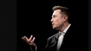 Tỷ phú Elon Musk cảnh báo nước Mỹ nguy cơ bị 'hủy hoại', đồng USD ‘vô giá trị’