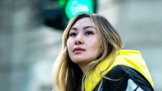 Nữ tỷ phú tự thân trẻ nhất thế giới: Giàu nhờ AI,  biết viết code từ lớp 2