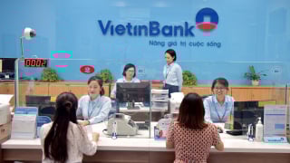 Ngân hàng xoay trục: Cắt giảm chi nhánh, sa thải cả nghìn nhân sự 