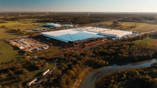 Lý do Elon Musk rời bỏ miền quê khởi nghiệp, lập nên đế chế tỷ USD