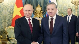 Điểm lại loạt văn kiện hợp tác mà Nga vừa ký với Việt Nam