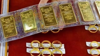 Giá vàng miếng SJC 'quay đầu' giảm mạnh