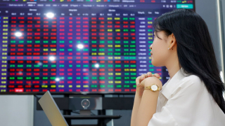 Bất định toàn cầu: VN-Index tích lũy, chờ sóng mới