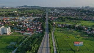 Rút khỏi phố, xuống tiền đất tỉnh: Cơ hội hay canh bạc?