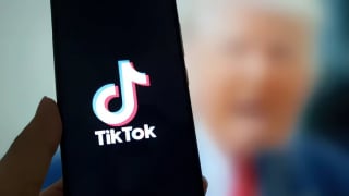 TT Trump tìm thấy 'nhóm người rất giàu' muốn mua lại TikTok