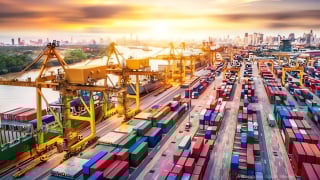 Tăng trưởng GDP từ 8,3 - 8,5%: Mục tiêu cao nhưng có nền tảng khả thi