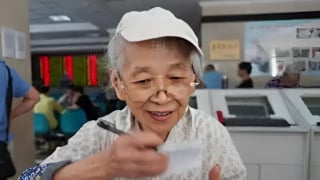 78 tuổi, có 15 tỷ trong ngân hàng và 4 chiêu thức đầu tư tài chính của cụ bà