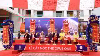 Vinhomes và SAMTY tổ chức lễ cất nóc 4 tòa tháp The Opus One, dự kiến bàn giao từ quý I/2026 