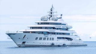 Mỹ đấu giá siêu du thuyền trị giá 325 triệu USD tịch thu của tỷ phú Nga